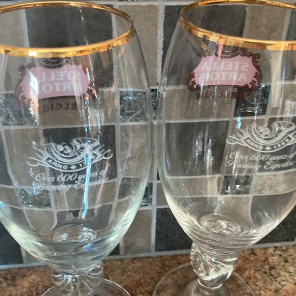 Bundle of Four Stella Artois Beer Glasses - Picture 4 of 7